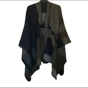 Steve Madden Ruana Poncho Colorblock OSFM